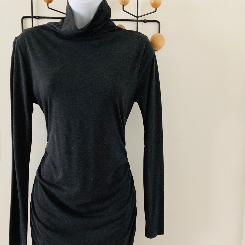 Ann Taylor cinched jersey knit turtleneck tunic